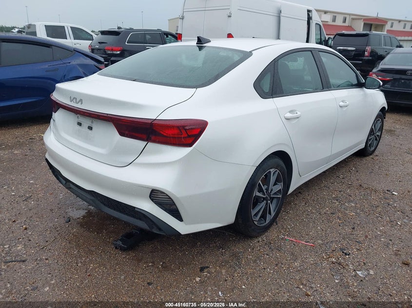 2024 KIA FORTE 2.0L I-4 DOHC, VVT, (VIN: 3KPF24AD2RE734284