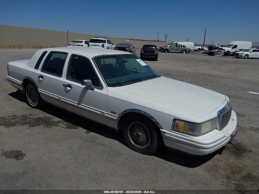 1994 LINCOLN TOWN CAR EXECUTIVE