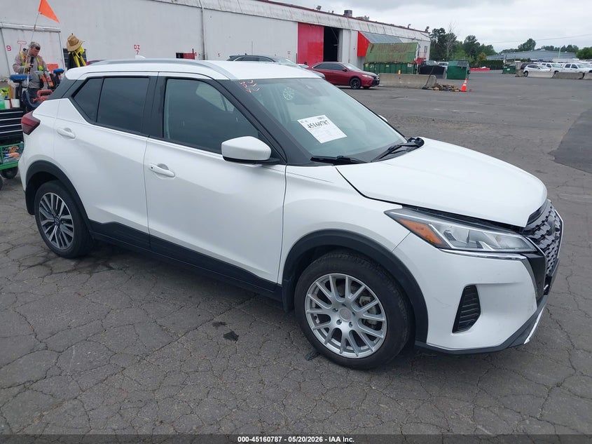 2023 NISSAN KICKS auction photo 1