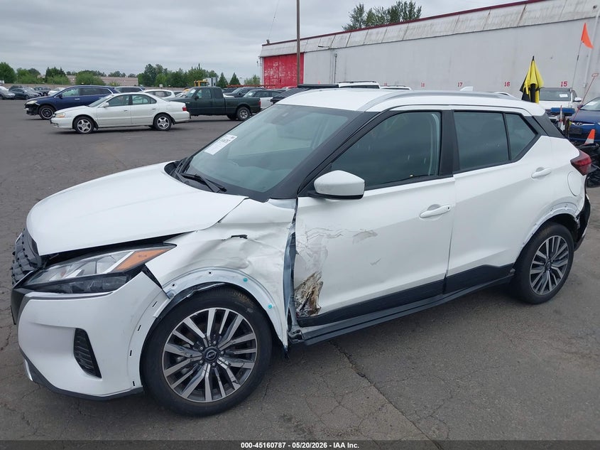 2023 NISSAN KICKS auction photo 6