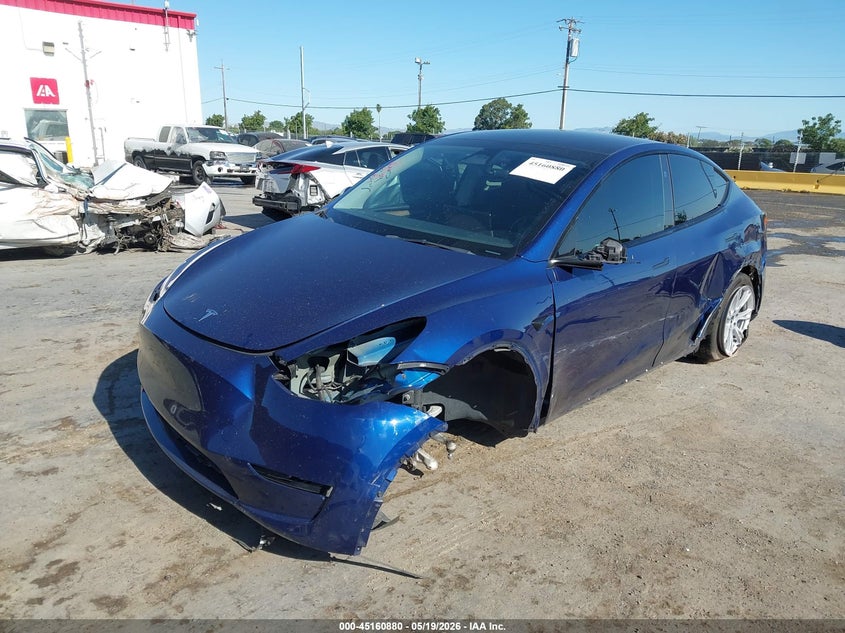 2023 TESLA MODEL Y auction photo 2