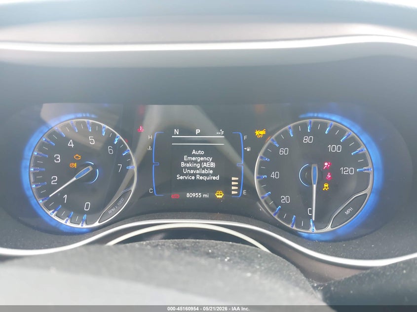 2023 CHRYSLER VOYAGER auction photo 7