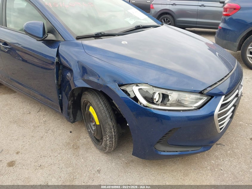 VIN 5NPD74LF0JH219730 2018 HYUNDAI ELANTRA SE