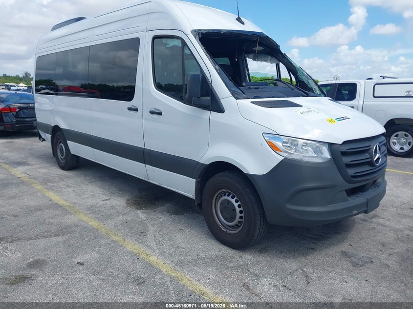 Vin: w1z4kghyxtt602297, lot: 45658635, mercedes-benz sprinter 2500 high roof 4-cyl diesel 20261