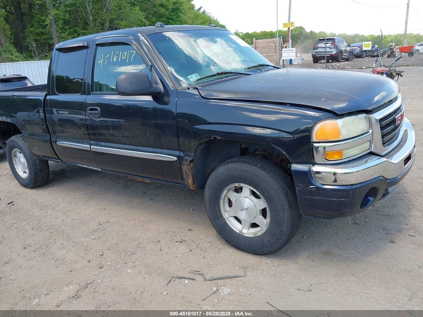 2004 GMC SIERRA 1500 auction photo 1
