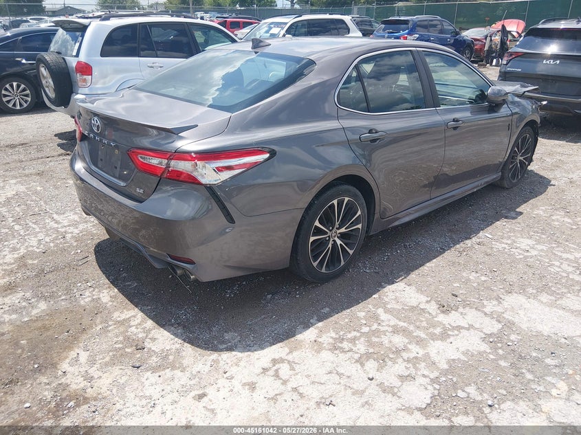 2020 TOYOTA CAMRY auction photo 4