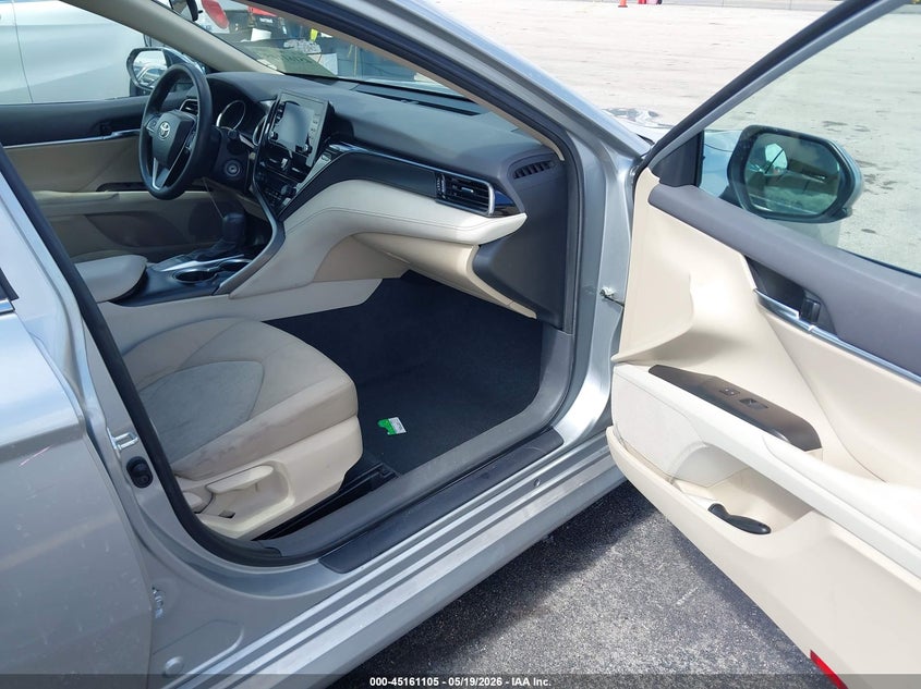 2023 TOYOTA CAMRY auction photo 5