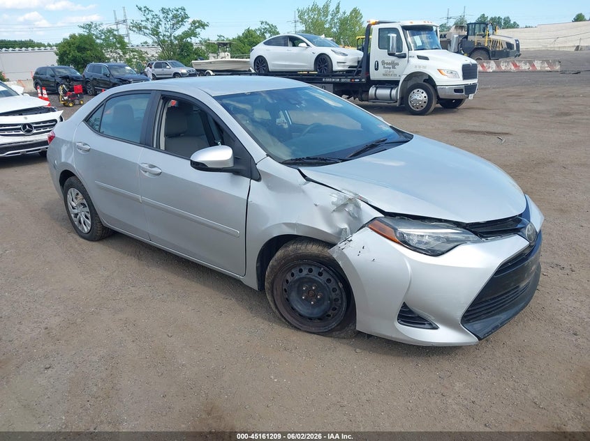 Vin: 2t1burhe1hc902935, lot: 45658873, toyota corolla le 2017 img_1
