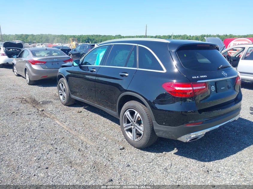 2019 MERCEDES-BENZ GLC 300 auction photo 3