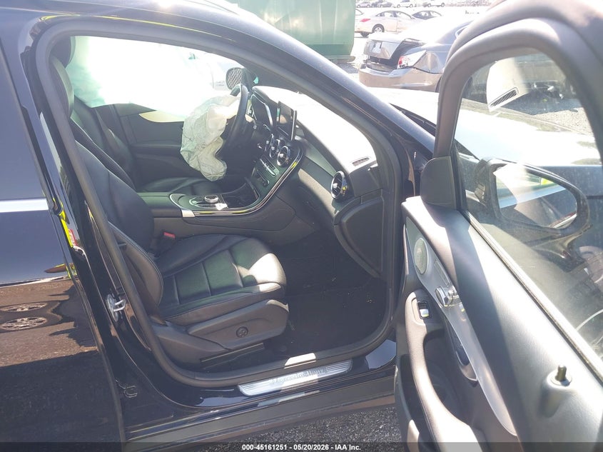 2019 MERCEDES-BENZ GLC 300 auction photo 5