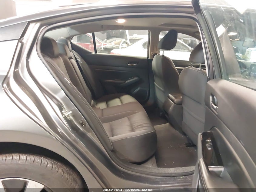 2021 NISSAN ALTIMA auction photo 8
