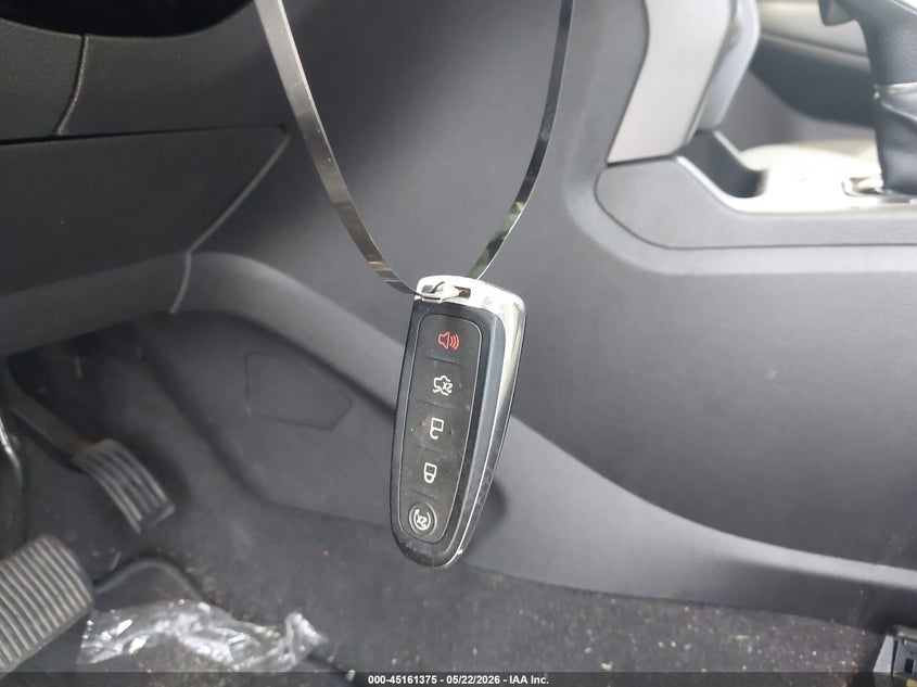 VIN 1FMCU9GD0KUA31352 2019 FORD ESCAPE SE