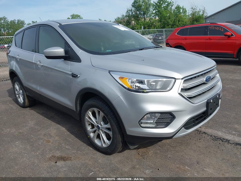 Vin: 1fmcu9gd0kua31352, lot: 45659040, ford escape se 2019 img_1