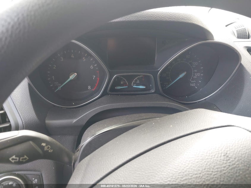 VIN 1FMCU9GD0KUA31352 2019 FORD ESCAPE SE