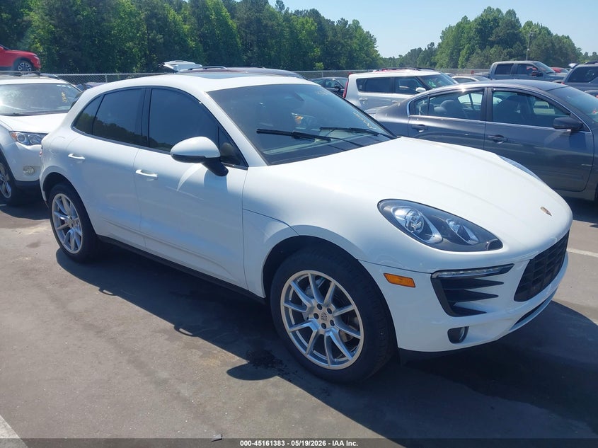 2015 PORSCHE MACAN S