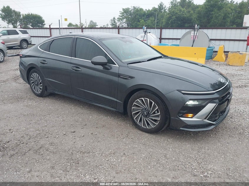 2025 Hyundai Sonata Hybrid