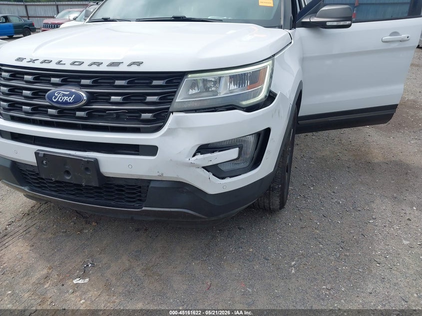 VIN 1FM5K7D86HGA22138 2017 FORD EXPLORER XLT