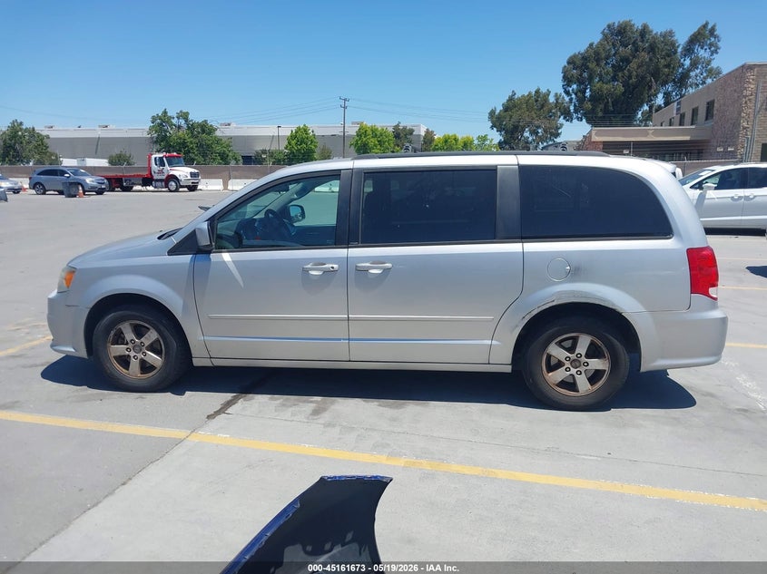 2C4RDGCG3CR166228 2012 Dodge Caravan 3.6 Grand Sxt grey