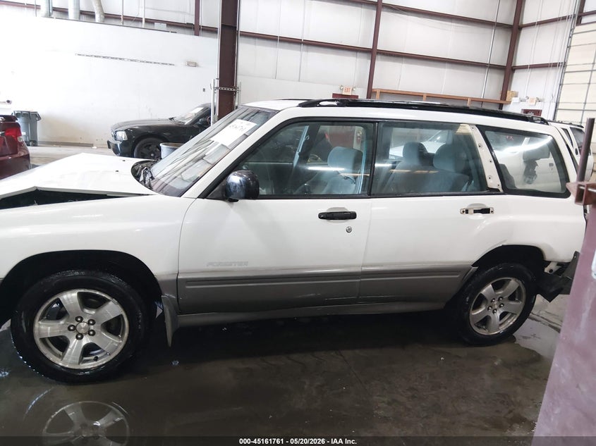 1998 Subaru Forester S VIN: JF1SF6552WG779888 Lot: 45161761