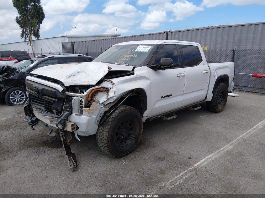 2024 TOYOTA TUNDRA HYBRID auction photo 2