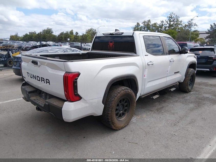 2024 TOYOTA TUNDRA HYBRID auction photo 4