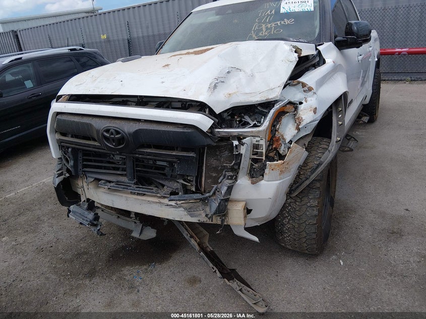 2024 TOYOTA TUNDRA HYBRID auction photo 6