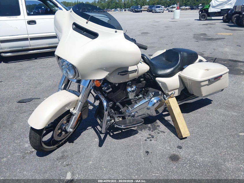 2022 HARLEY-DAVIDSON FLHX 1750 CC(VIN: 1HD1KBC13NB606885