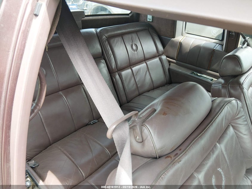 1988 Cadillac Deville VIN: 1G6CD1152J4328051 Lot: 45161912