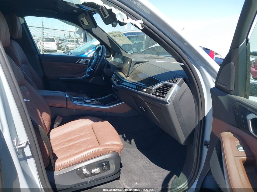 2024 BMW X5(VIN: 5UX33EU05R9T83114