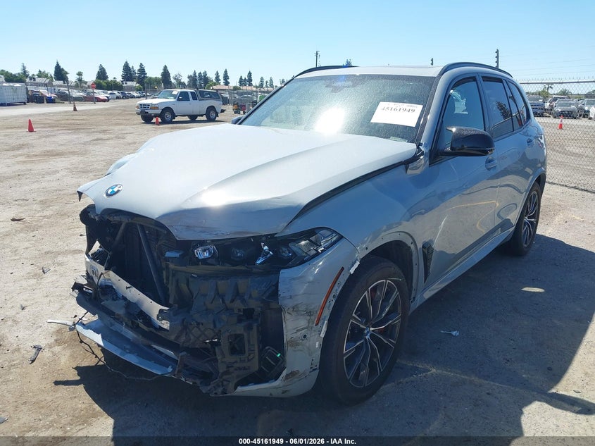 2024 BMW X5 auction photo 2