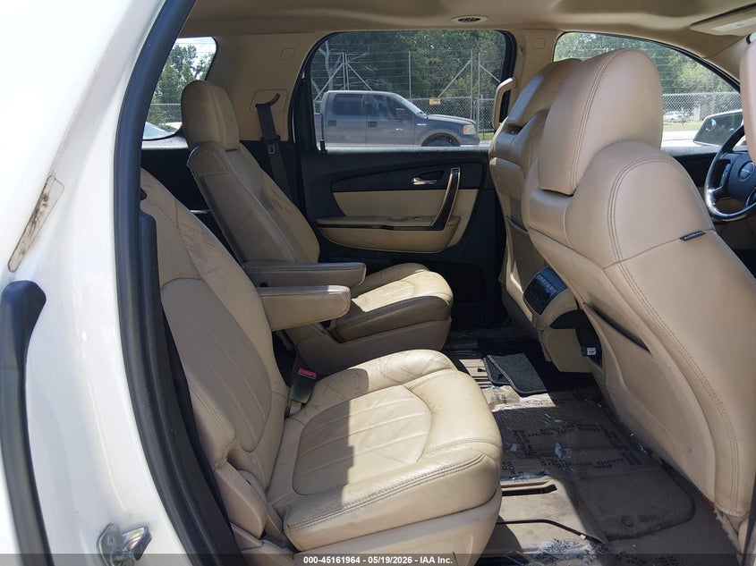 2012 GMC ACADIA auction photo 8