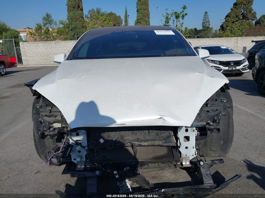 2020 Tesla Model X Long Range Dual Motor All-Wheel Drive/Long Range Plus Dual Motor All-Wheel Drive VIN: 5YJXCDE2XLF304255 Lot: 45162059