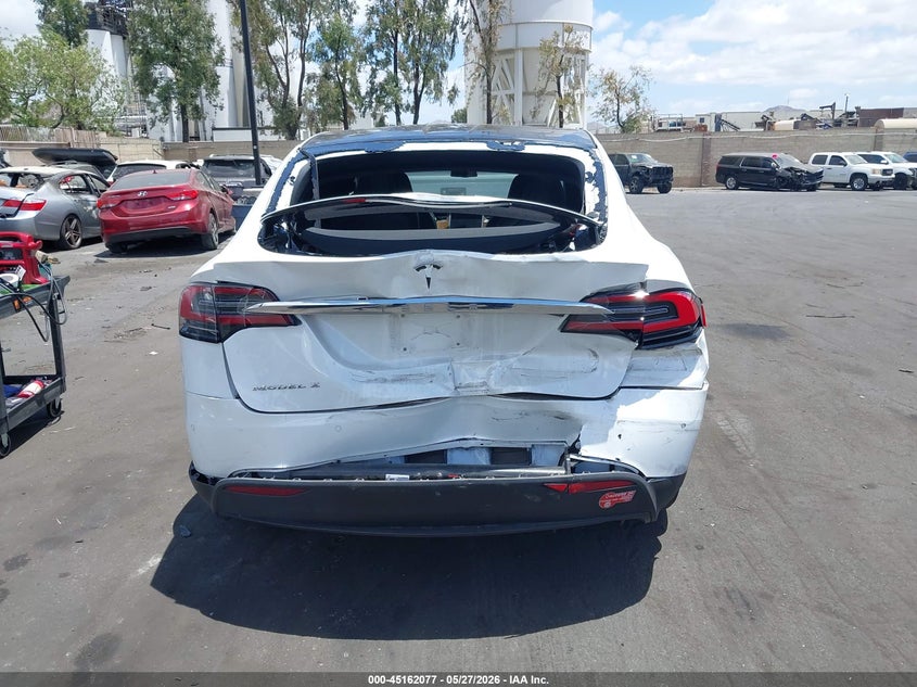 2017 Tesla Model X 100D/75D/90D VIN: 5YJXCBE27HF048135 Lot: 45162077