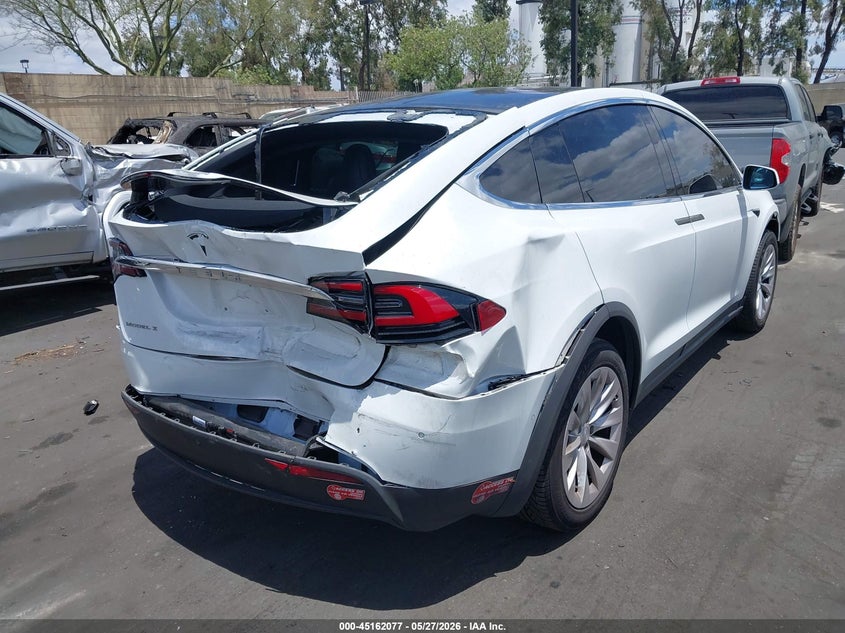 2017 Tesla Model X 100D/75D/90D VIN: 5YJXCBE27HF048135 Lot: 45162077