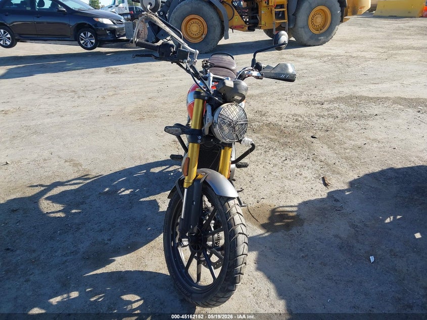2026 TRIUMPH MOTORCYCLE SCRAMBLER auction photo 5