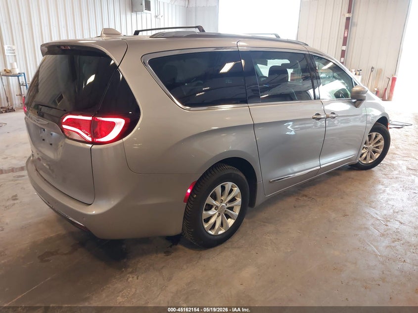 CHRYSLER PACIFICA 2018 VIN 2C4RC1BG4JR287784