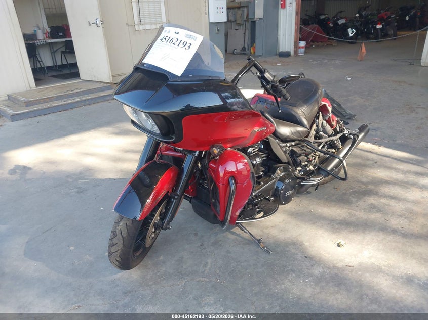 HARLEY-DAVIDSON FLTRK 2020