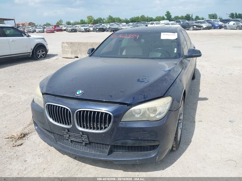 2013 BMW 750LI auction photo 6