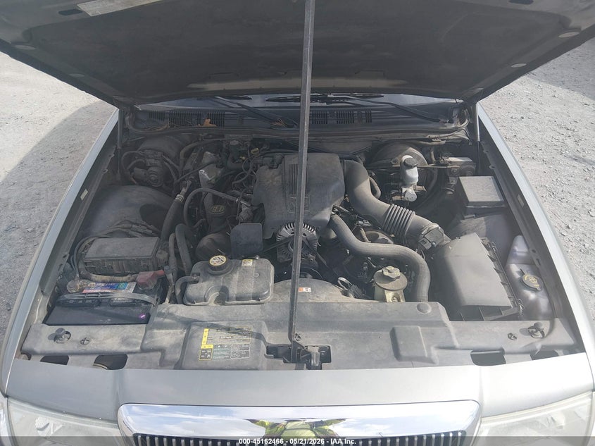 2004 Mercury Grand Marquis Gs VIN: 2MEFM74W54X642466 Lot: 45162466