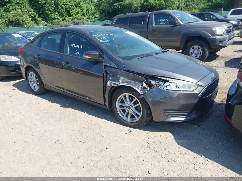 Vin: 1fadp3f27gl261681, lot: 45660142, ford focus se 2016 img_1