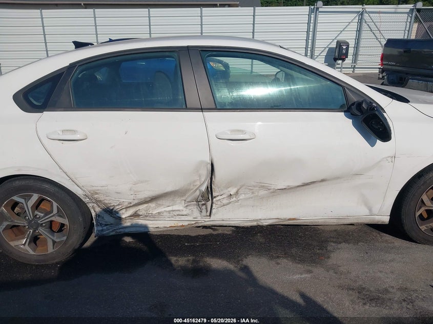 VIN 3KPF24AD6ME383193 2021 KIA FORTE LXS
