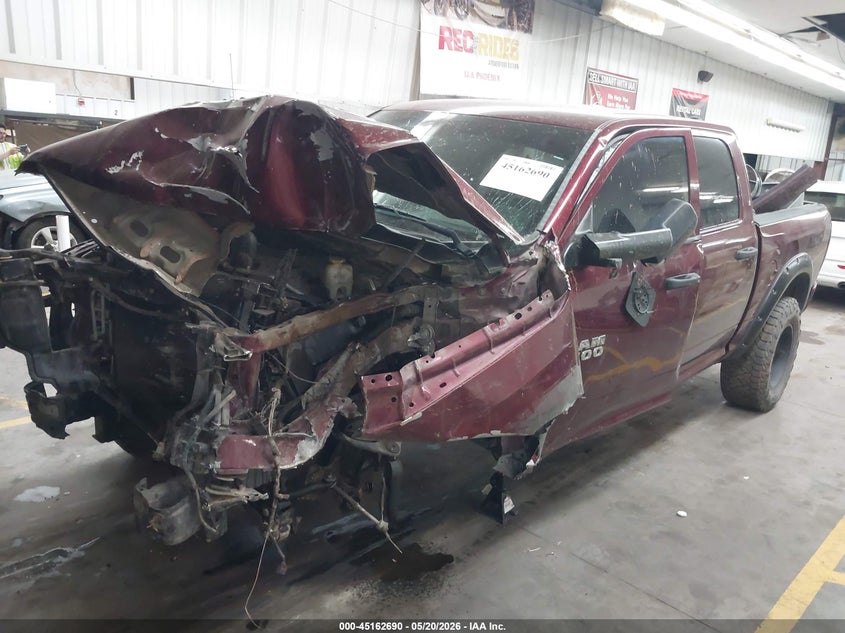 Vin: 1c6rr7kt2hs603018, lot: 45660354, ram 1500 express  4x4 5'7 box 20172