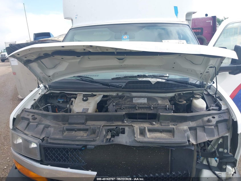 2022 CHEVROLET EXPRESS CUTAWAY WORK VAN N/A