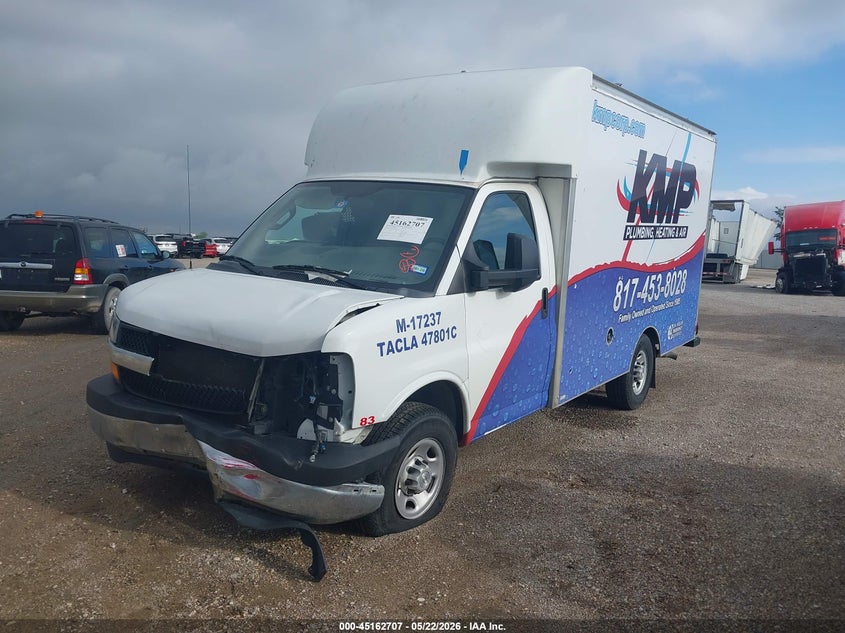 2022 CHEVROLET EXPRESS CUTAWAY auction photo 2