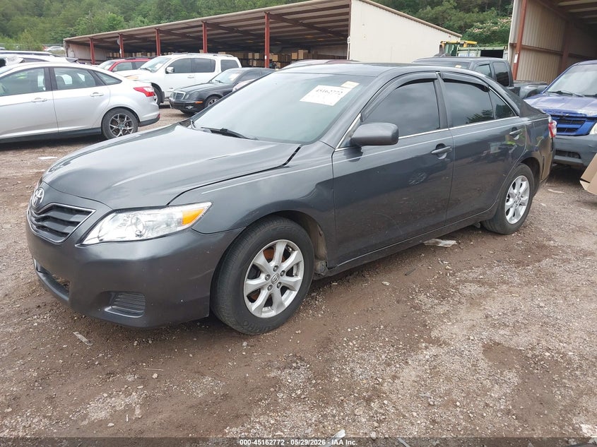 Vin: 4t1bf3ek7bu178580, lot: 45660436, toyota camry le 20112