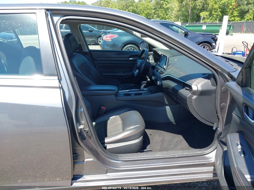 2021 NISSAN ALTIMA auction photo 5