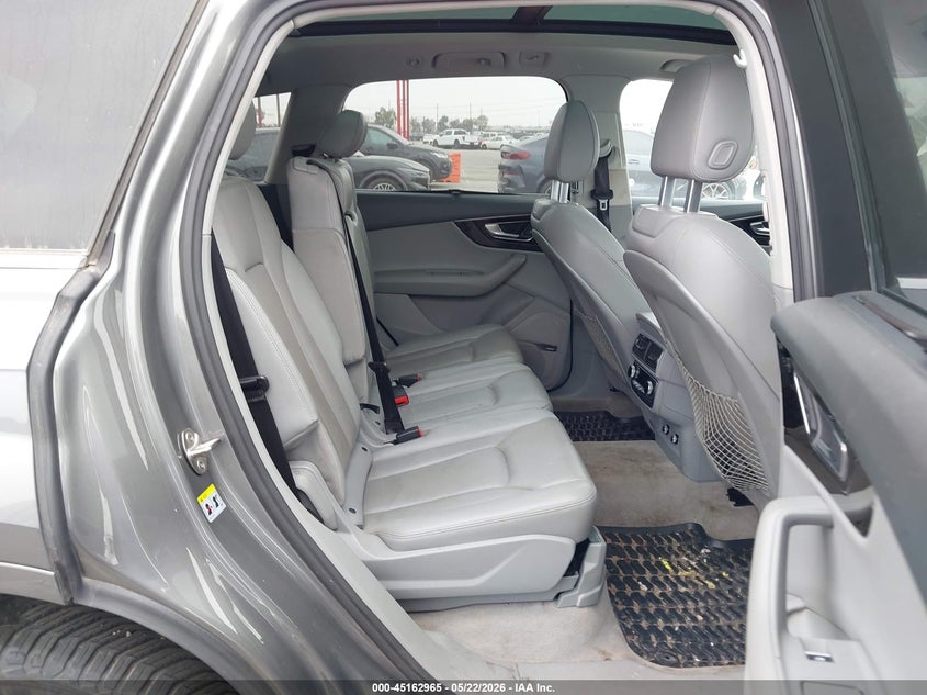 2018 Audi Q7 3.0T Premium VIN: WA1LAAF70JD002906 Lot: 45162965
