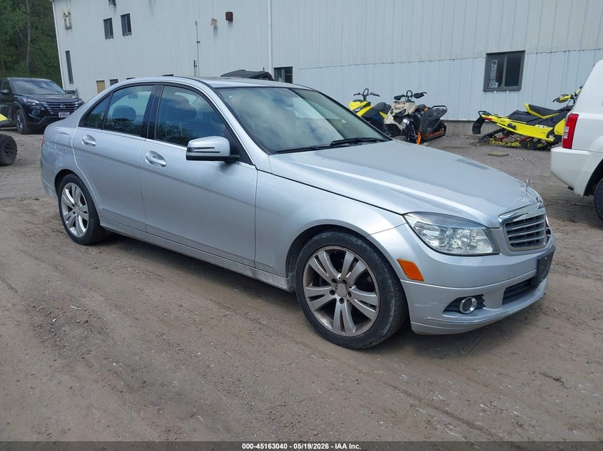 2011 Mercedes-Benz C 300 Luxury 4Matic