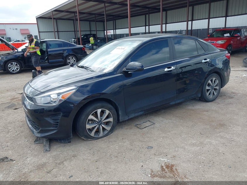 2023 KIA RIO auction photo 2