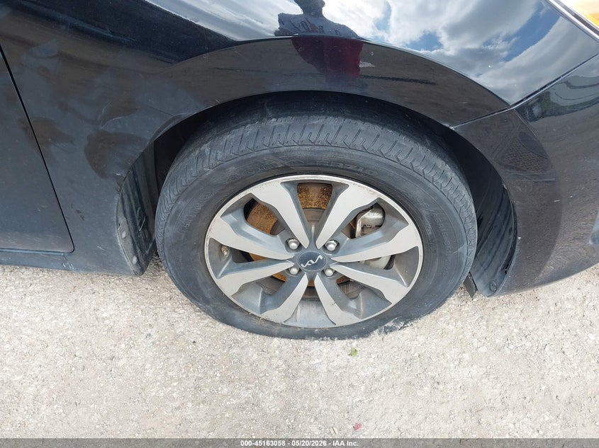 2023 KIA RIO auction photo 6